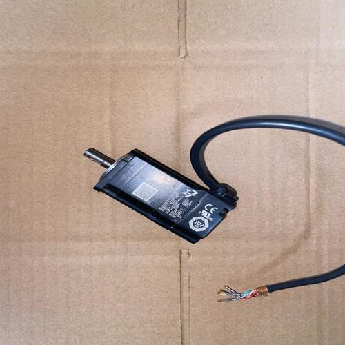 （设备配件）-SGM7J安川伺服电机01AFC6S