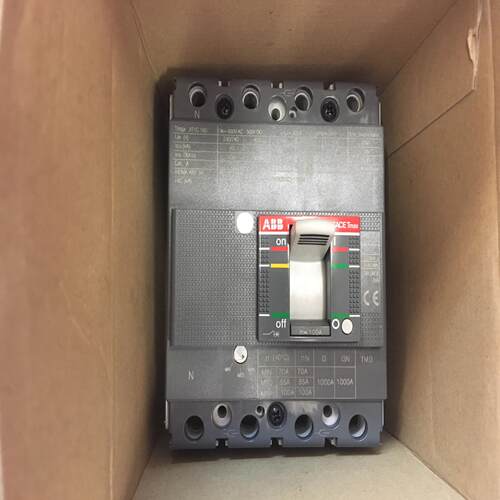 ABB Tmax塑壳断路器 T5S400 PR221DS-LSI R320 FF 3P议价