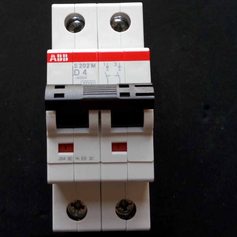 ABB微型断路器 S202M-D2，S202M-D4 2P 4A议价