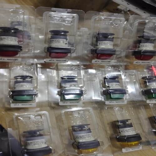 富士指示灯按钮DR22D0L-E3R/E3G/E3Y,
