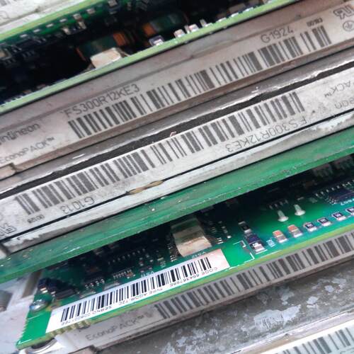 议~FS300R12KE3