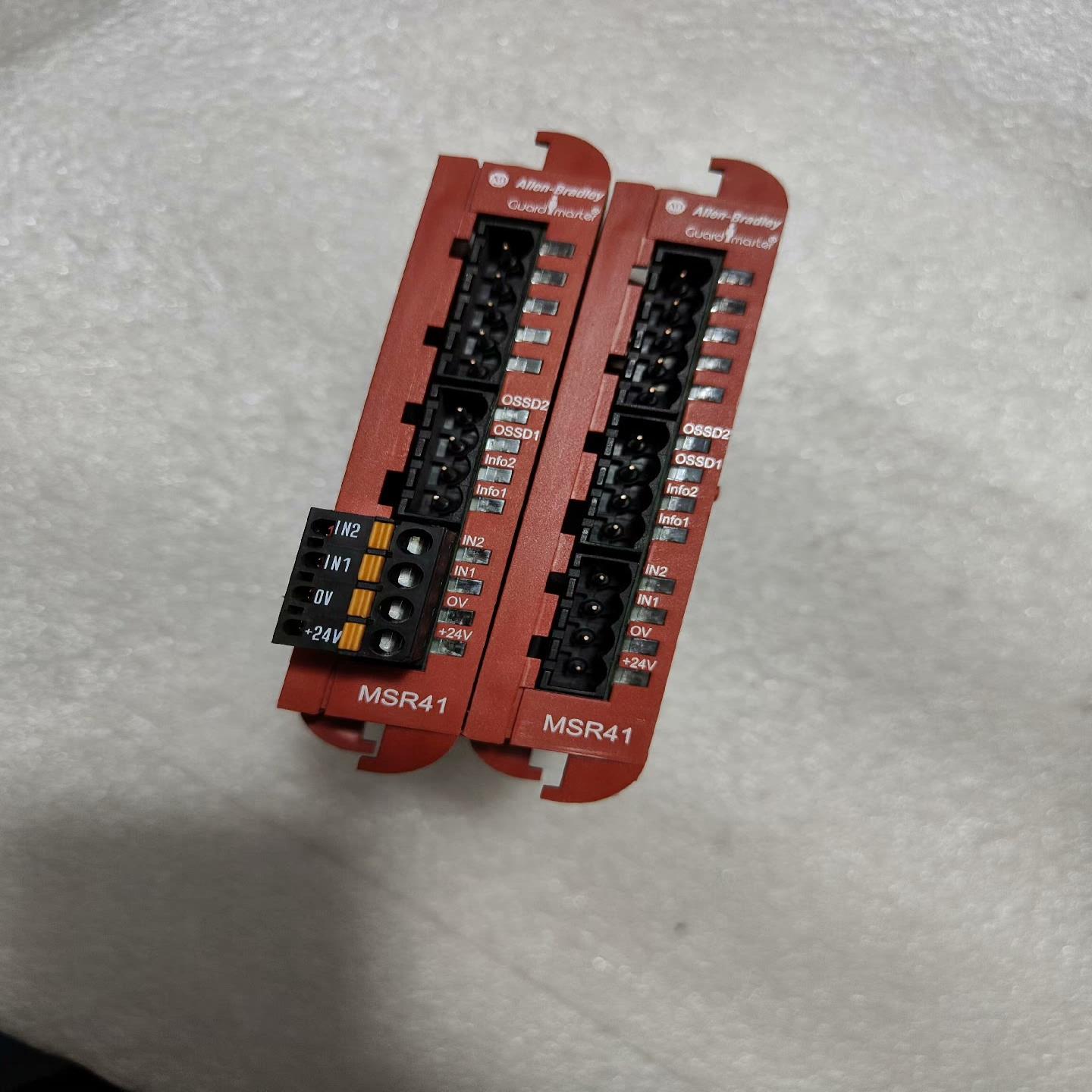 议~AB罗克韦尔MSR41  440R-P221AGS安全继电器