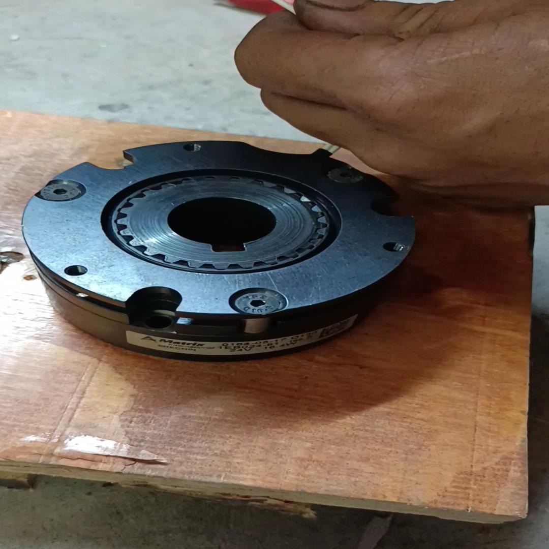 Matrix 刹车 抱闸 制动器