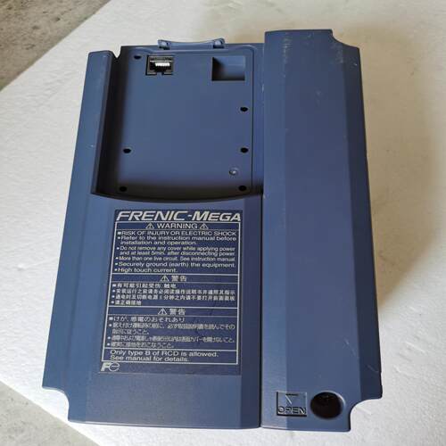 [德峰]45富士-C变频器G1S的FRN1没.新，1.5KW380V