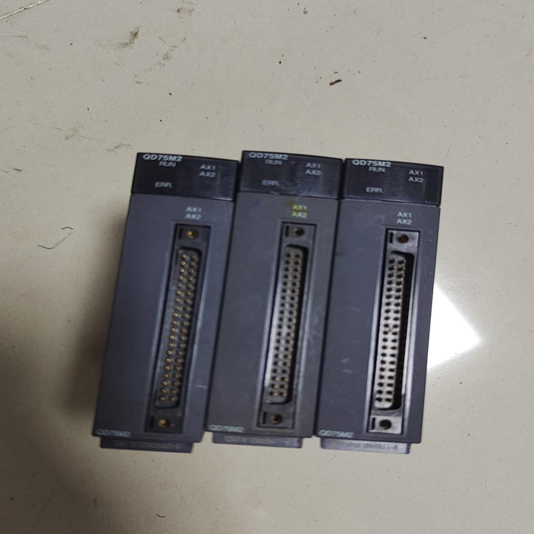 {雅致机械商行}三菱QD75M2成色漂亮实物拍摄