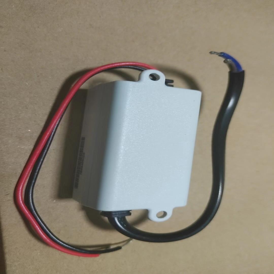 台湾明纬LED恒流电源APC-8E-700 7.7W 照明电