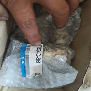 5dz1全新三个 SMC 电磁阀vx3324