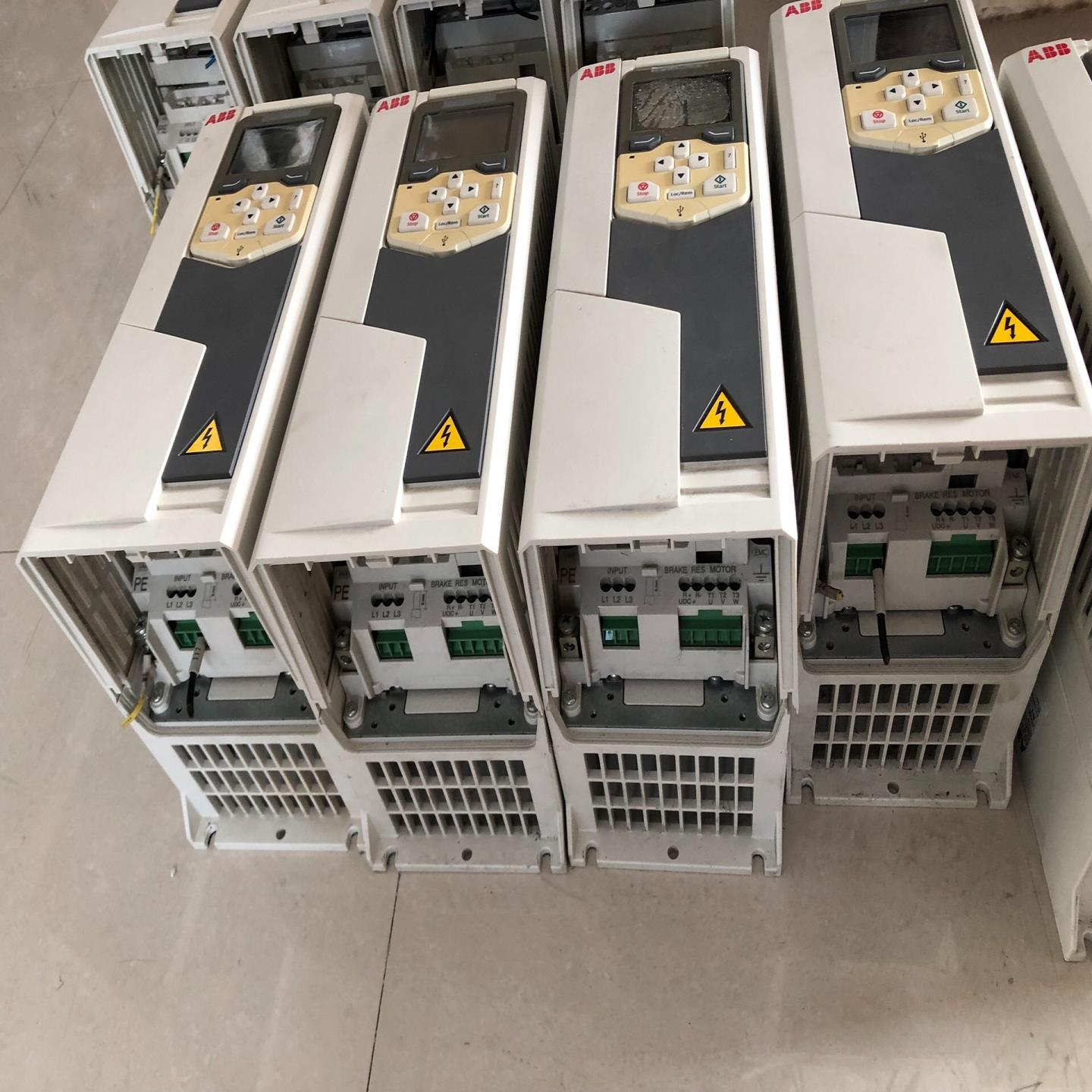 变频器4KW ACS580-01-09A5-4 原装拆