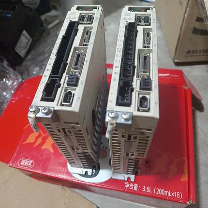 （请询价）安川驱动器/控制器，SGD7S-2R8A10A002，拆机实