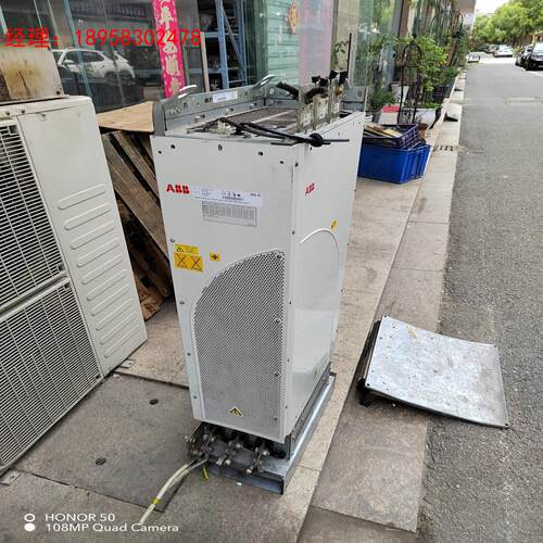 ACS800-04-0210-3+P901 一台