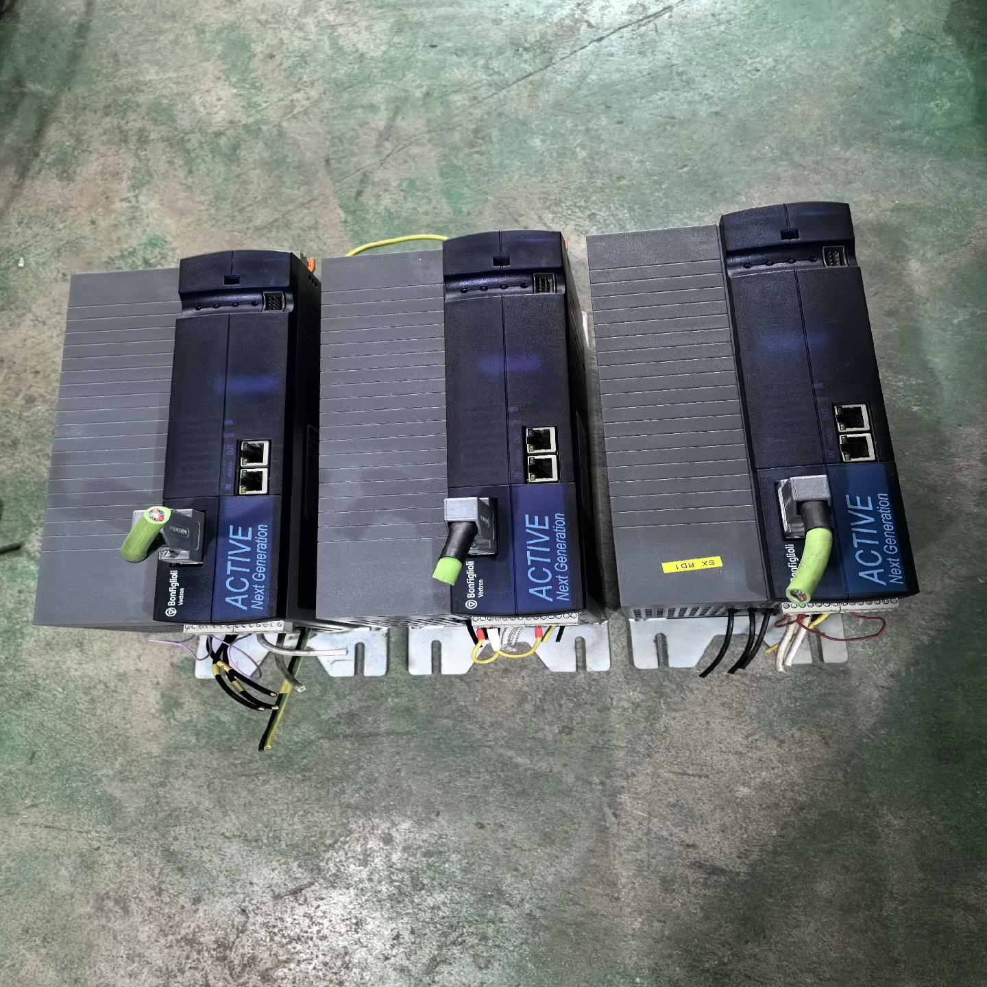 （设备配件）Bonfiglioli邦飞利变频器ANG410-23 4 A