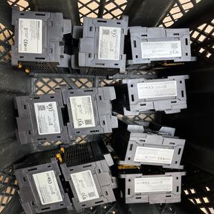 功能完好 plc n30s1dt 成色充 cp1e