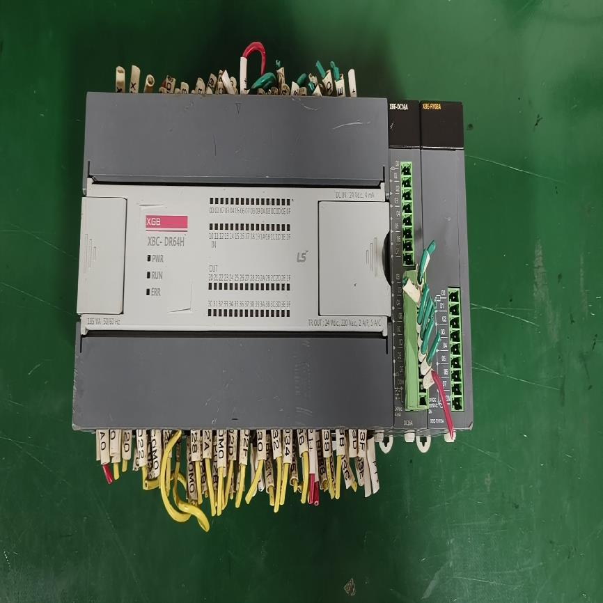 （设备配件）LS产电 PLC  XBC-DR64H XBE-DC16A