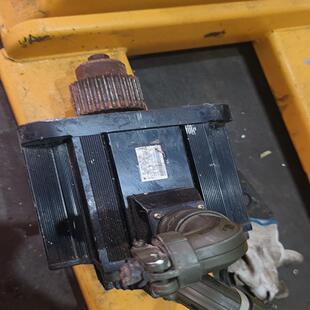 30ACA61 安川伺服电机SGMGH 2.9KW功能大 议价