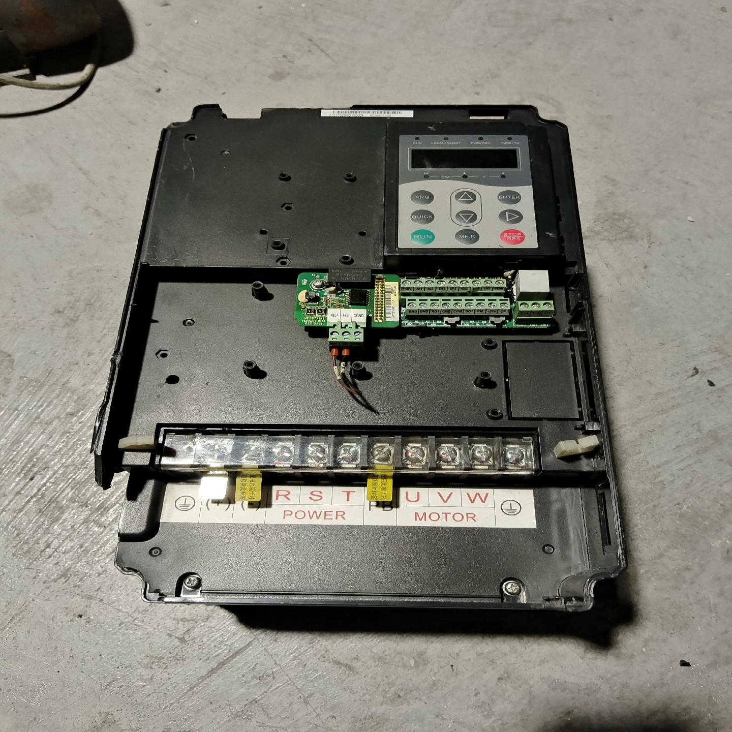 （设备配件）汇川变频器MD380ET7.5GB  外壳塑料破损 无上盖板