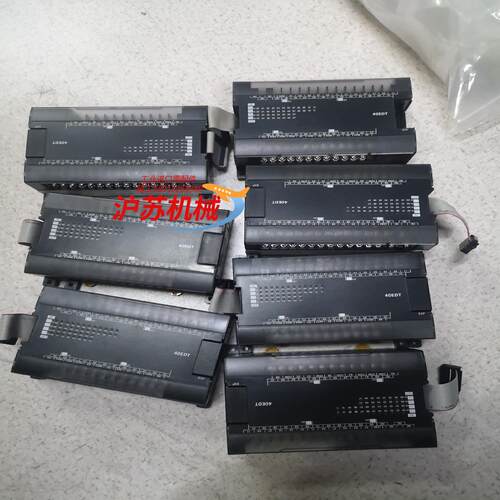 成色很好 CP1W-40EDT 扩展模块片，