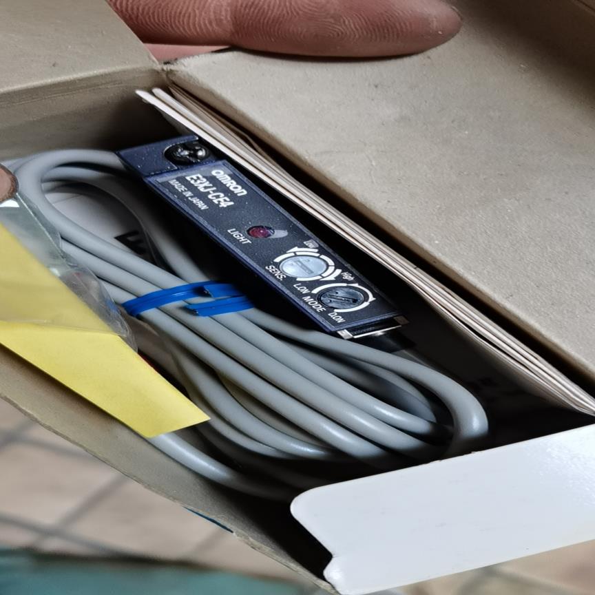 E3XJ-CE4  全新原装