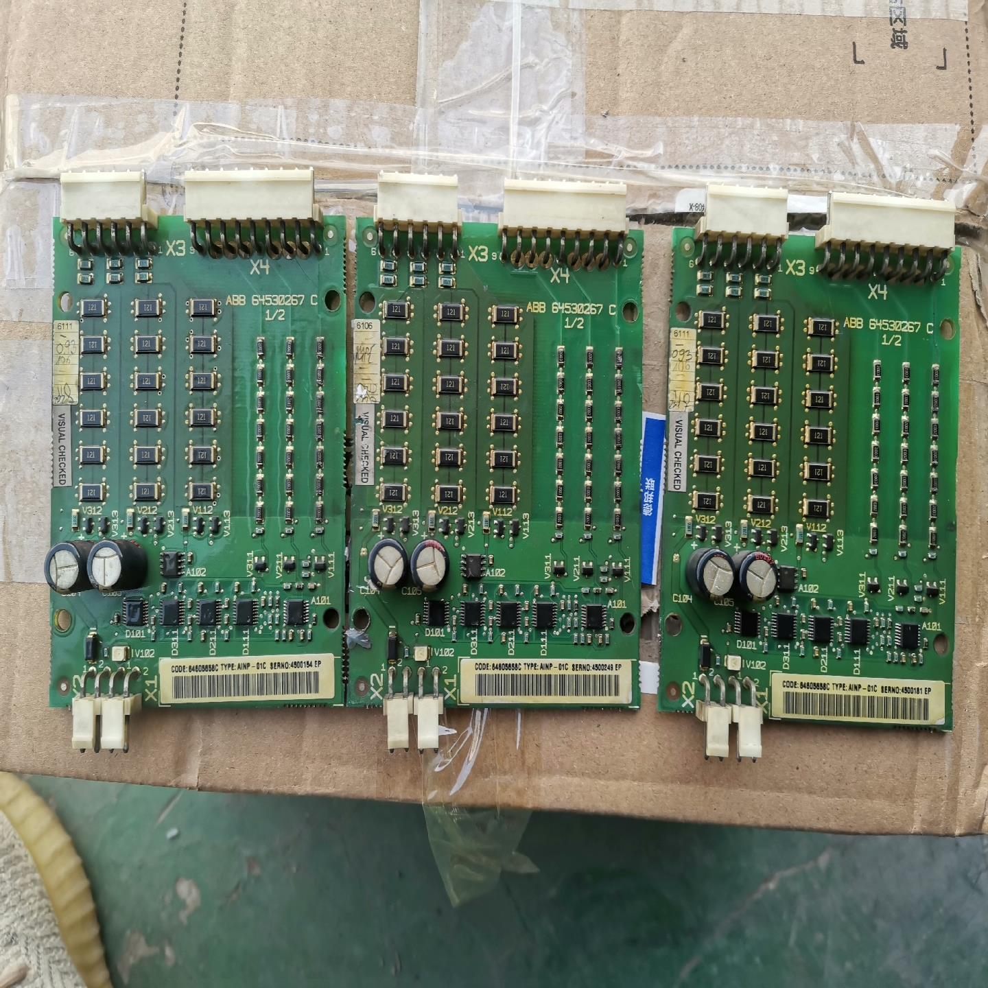 ABB800系列触发板，型号AINP-01C。   ABB(崽崽配件）