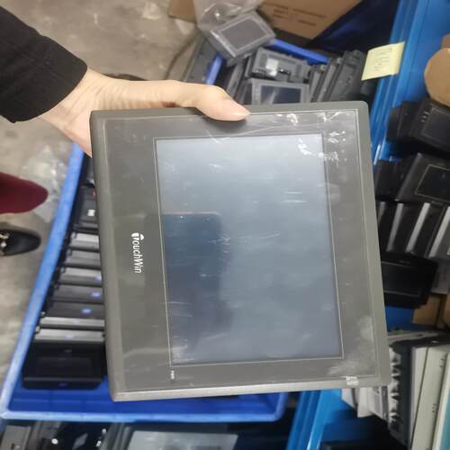 (议价)信捷触摸屏TG765-MT，实图拍摄，功能正常，有18个，2