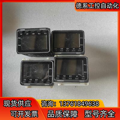 的4个型号E5CC-RX2ASM-800有3个