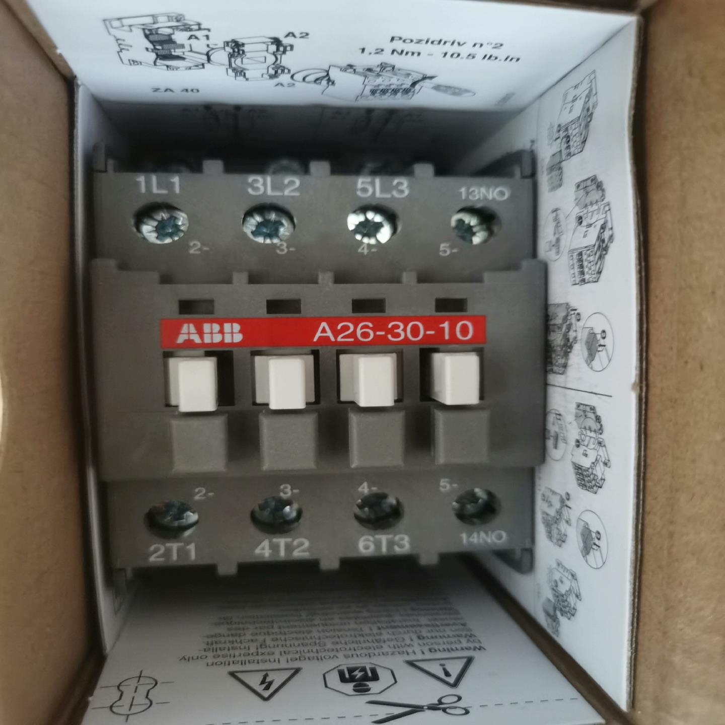 原装接触器 A26-30-10,AC220V