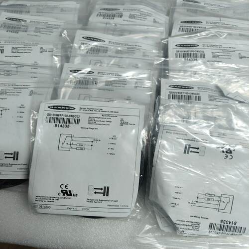 邦纳传感器QS18VN6FF100-CNSC02
