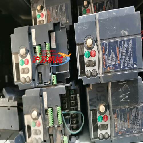 富士变频器 C1S-2.2kw 1.5kw 0.75kw m