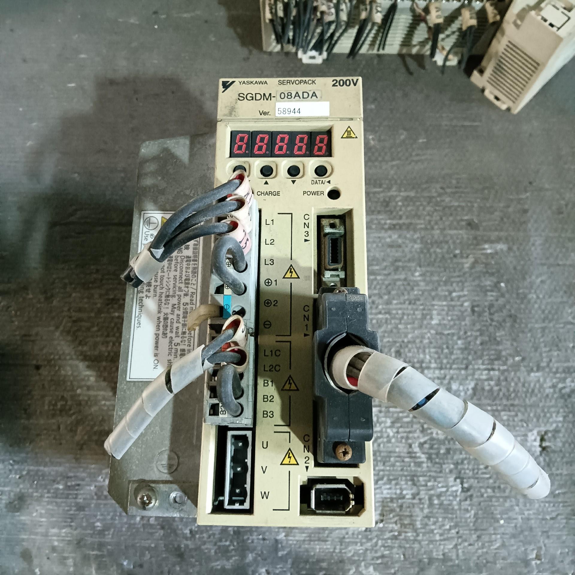 （设备配件）安川SGDM-08ADA 拆机一台 功能正常