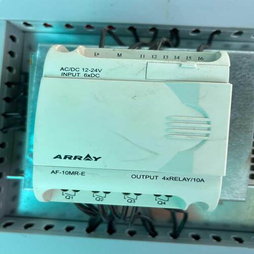 ARRAY亚锐PLC AF-10MR-E 件   有三台（憨憨电子）