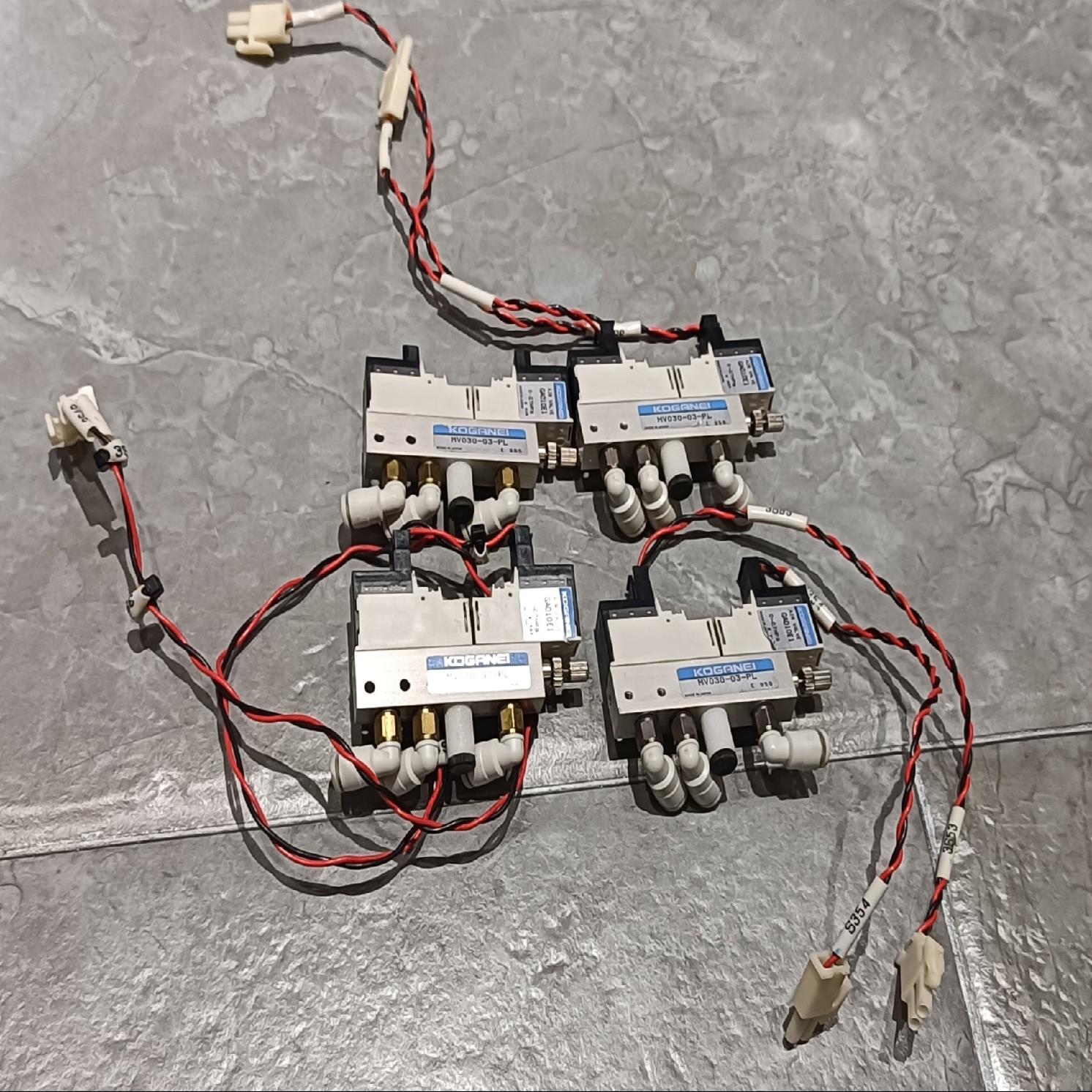 小金井电磁阀 MV030-03-PL，照片实拍成色好，备