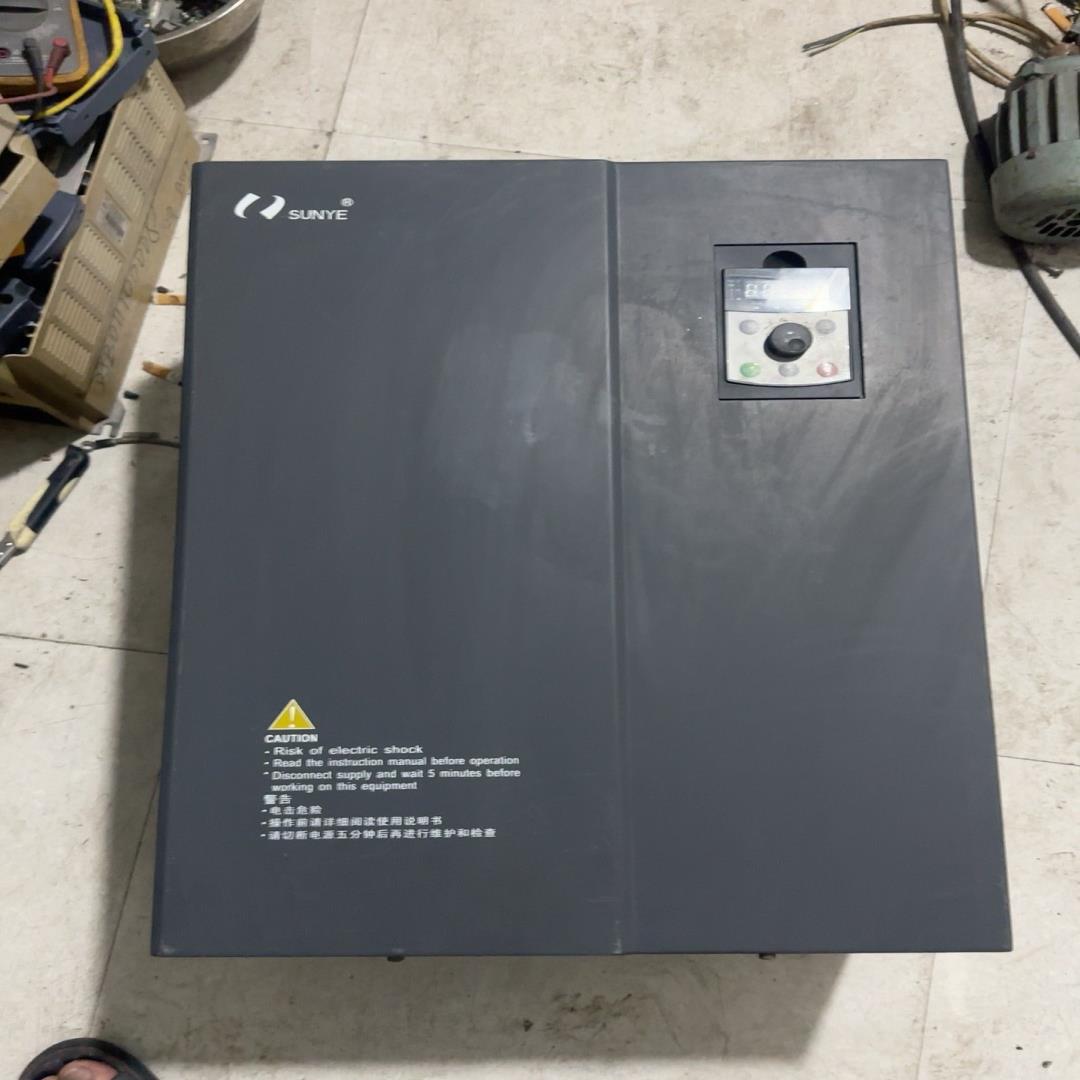 CM530-B4T075G/093P日业变频器