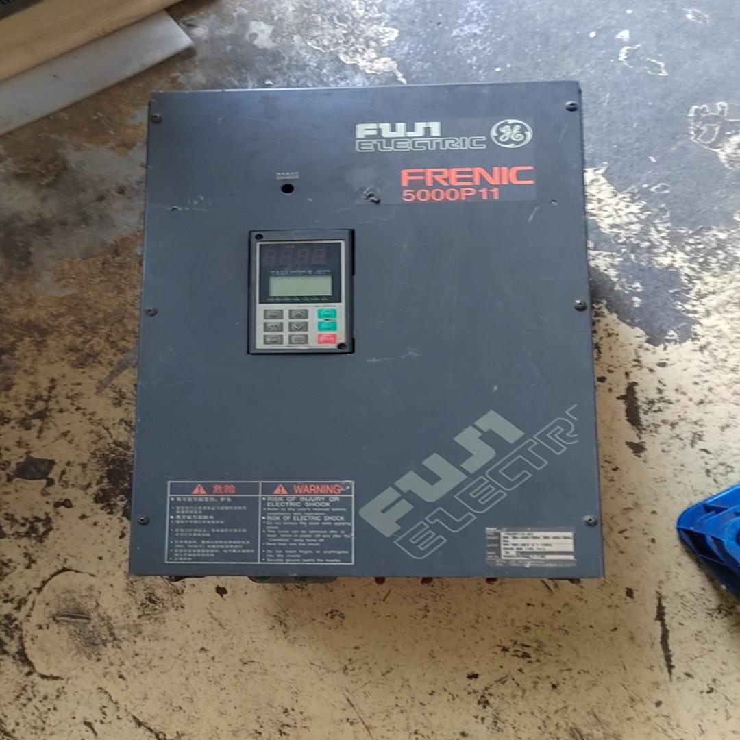 （设备配件）富士变频器，FRN30P11S-4CX，实物拍摄，功能包好。