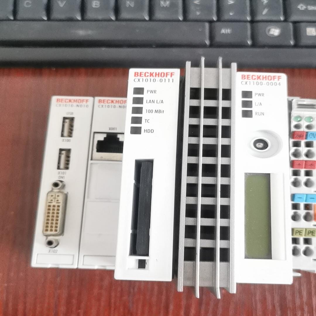 （设备配件）倍福模块cx1010-0111实物如图，包好。