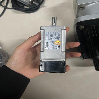 A5 MSME012G1S,100W电机