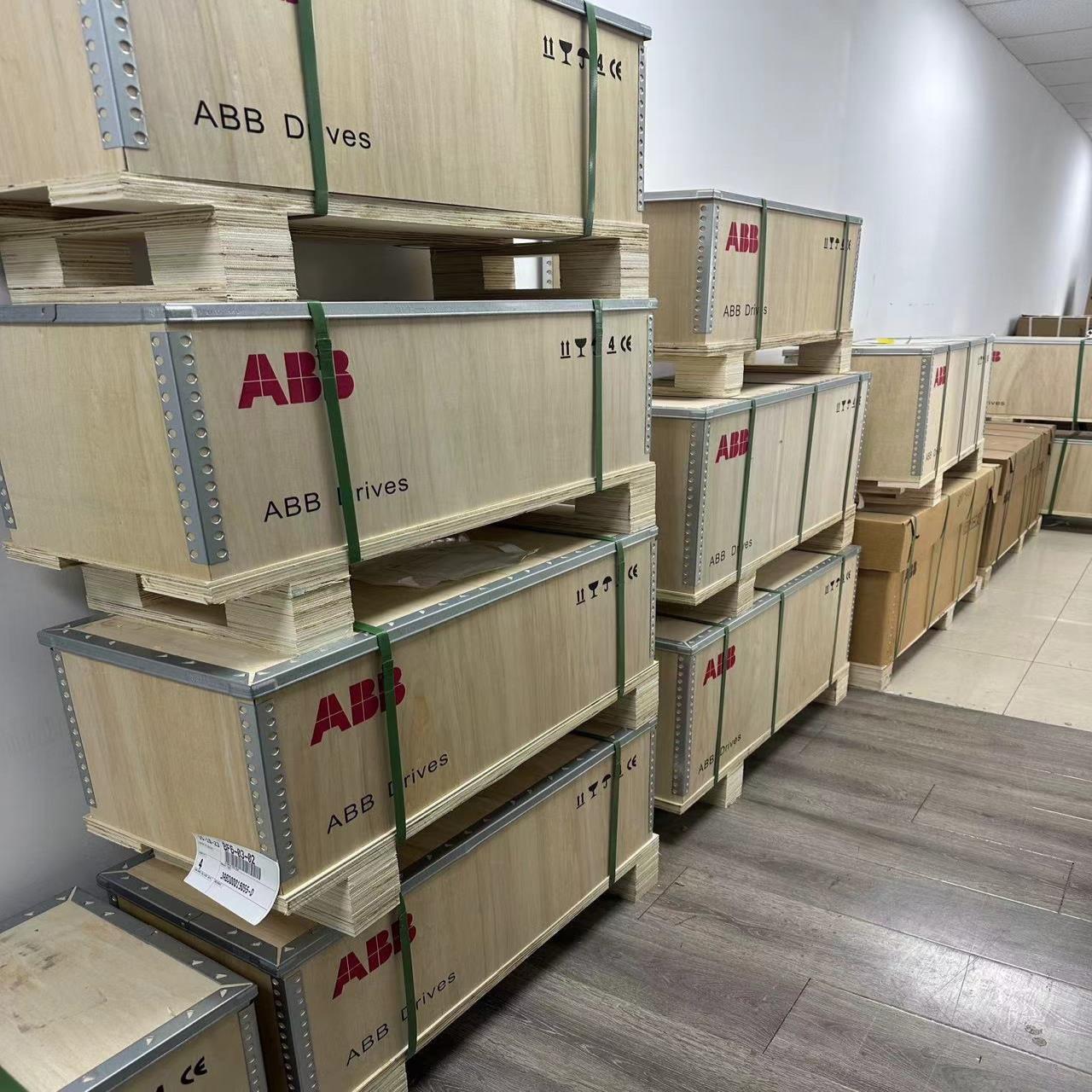 变频器ACS580-01-018A-4