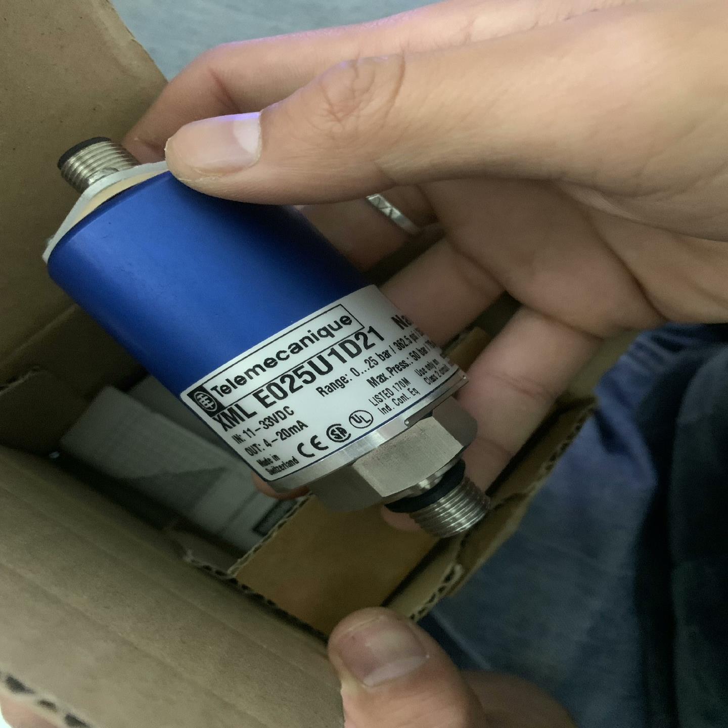 XMLE025U1D21 XML E025U1D