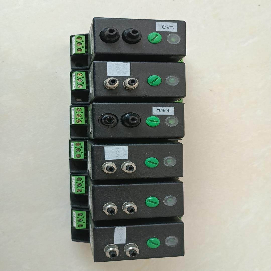 （设备配件）DINEL光纤传感放大器AF400,拆机件，成色新，共7pc