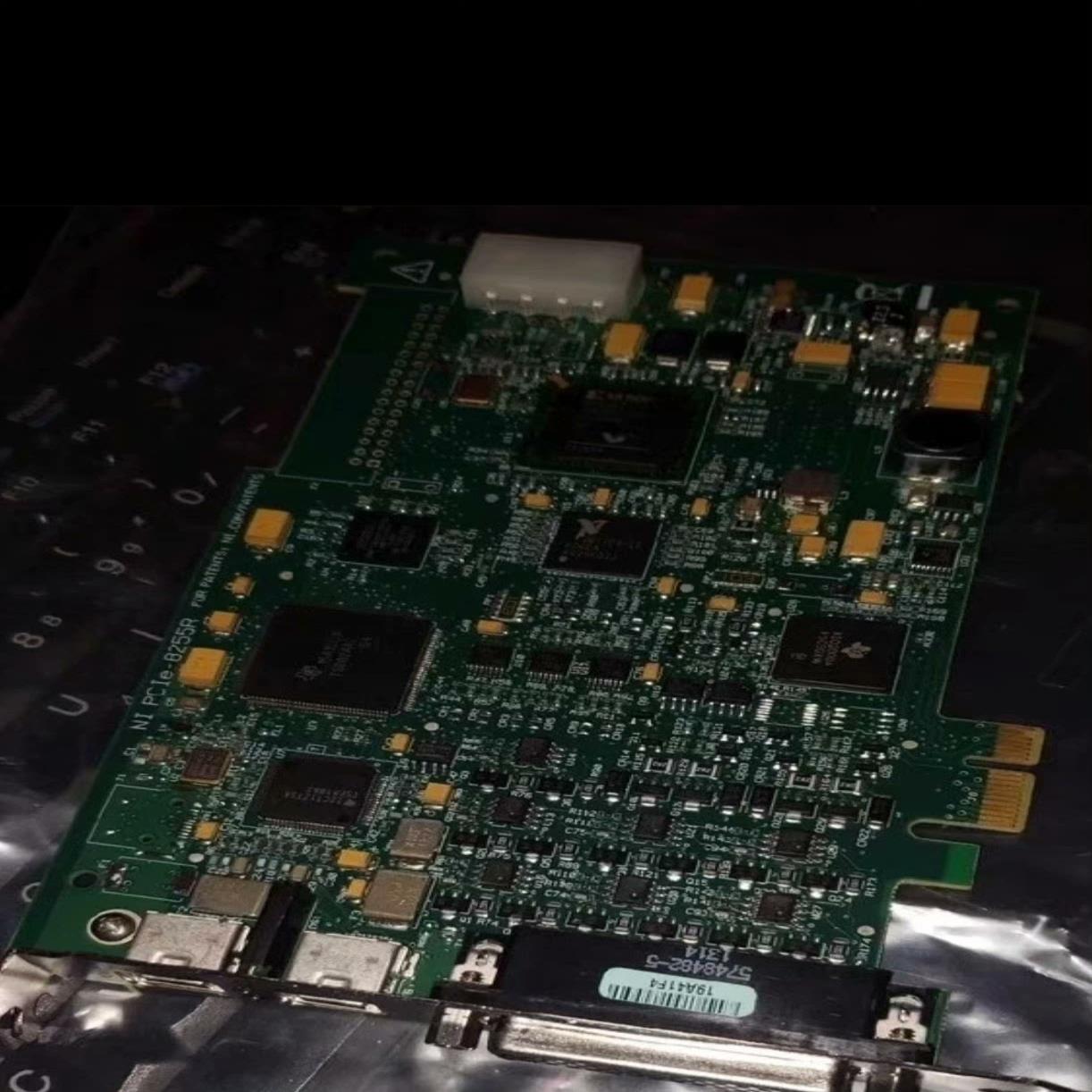 原装NI PCIE-8255R 带1394B接口,功能,议价