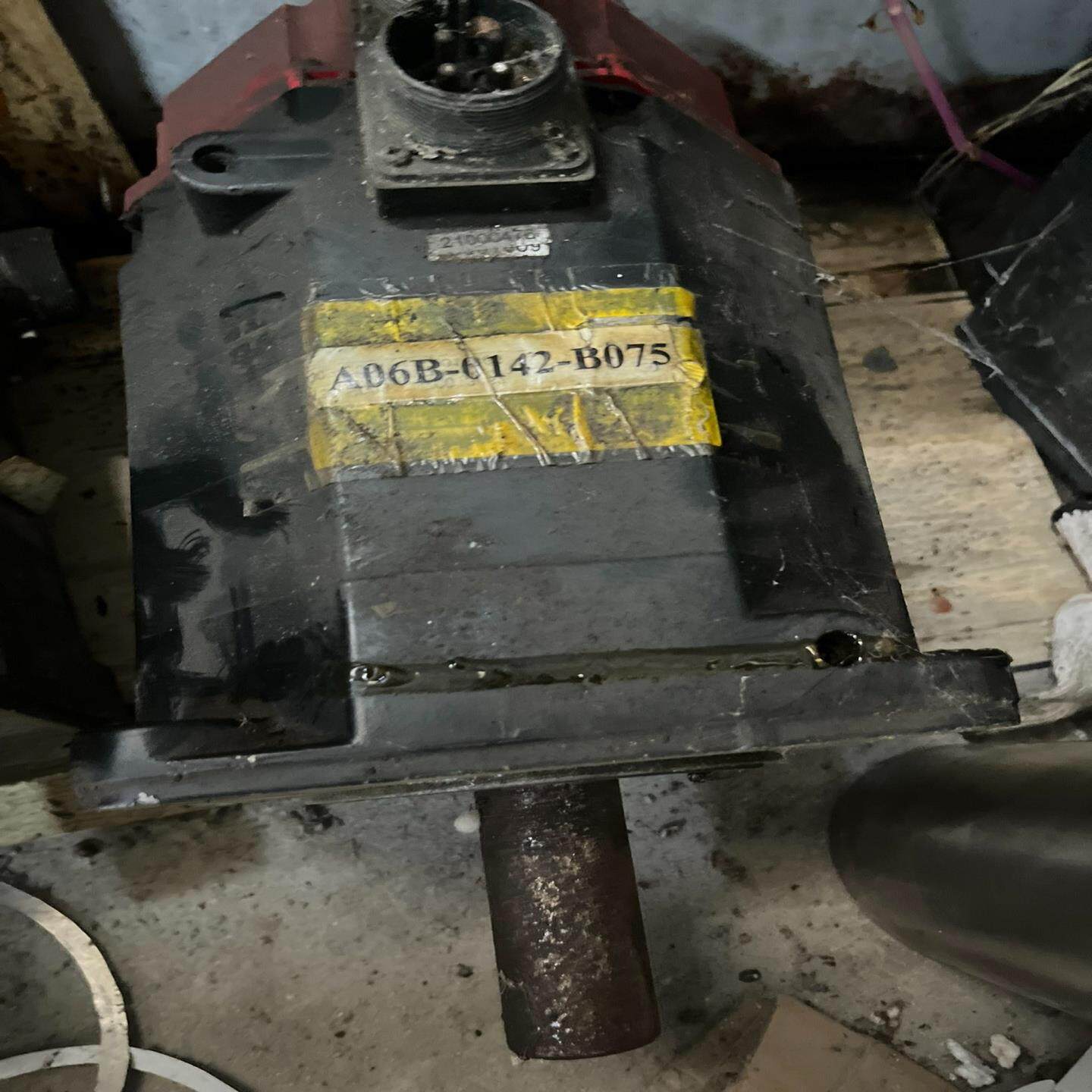 （设备配件）A06B-0142-B075 FANUC伺服电机