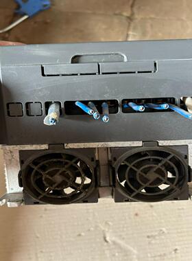 伟创变频器，AC60，5.5kw，产品成色如图功能正常