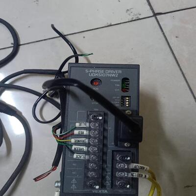 东方步进驱动器UDK5107NW2，成色如图