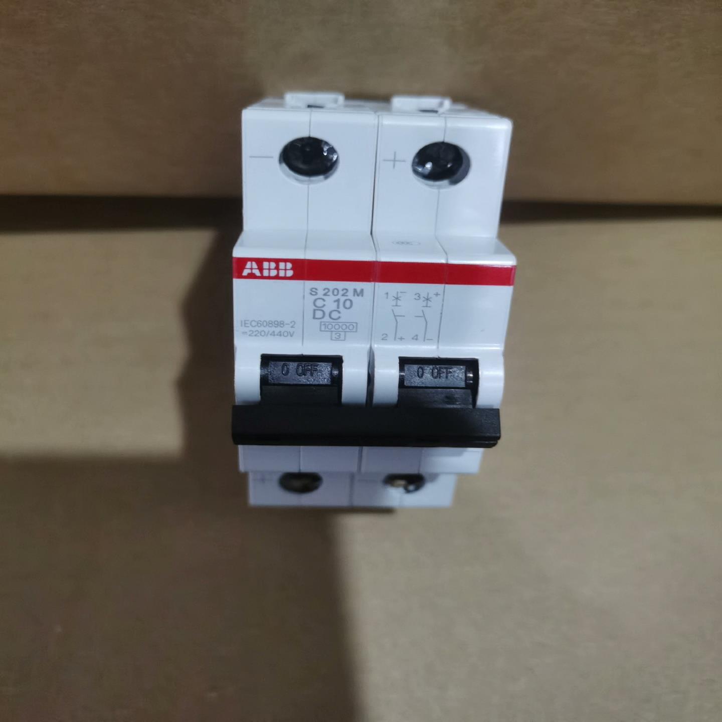 原装微型断路器 S202M-C10DC