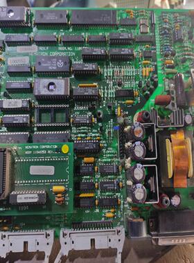 [德峰]一张老芯片 ic 板 有需要的带走  200包邮！！