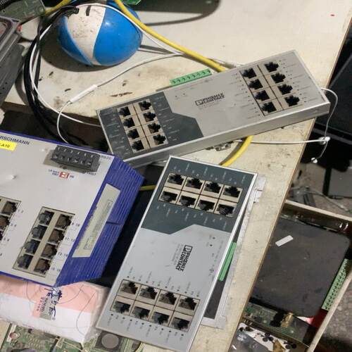 [德峰]菲尼克斯 FL SWITCH SF 16TX 2832849
