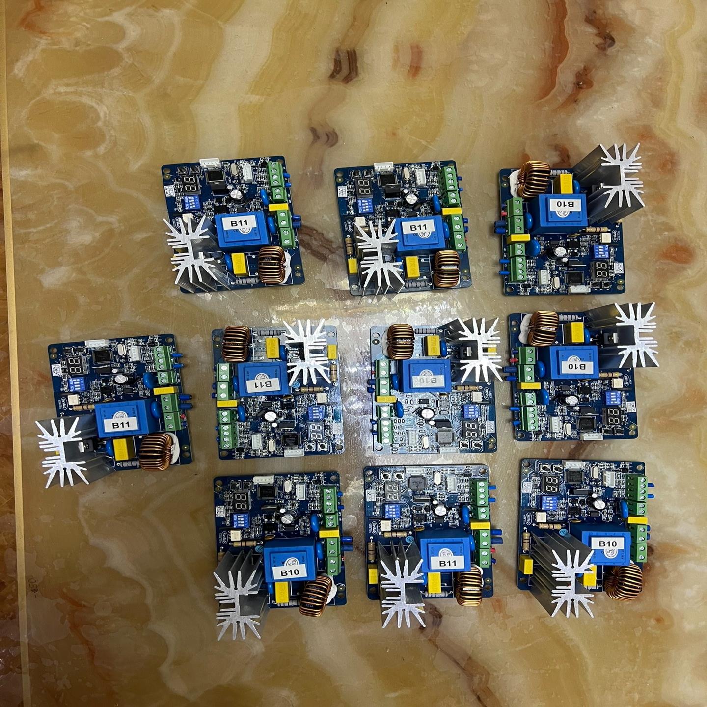 【顺庆】深蓝外机调速器，型号SL220M-ST-NOV17N065！【议价】