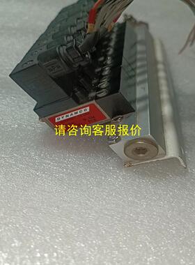 询价dynamco电磁阀D113301，实物一组八个，带底座。