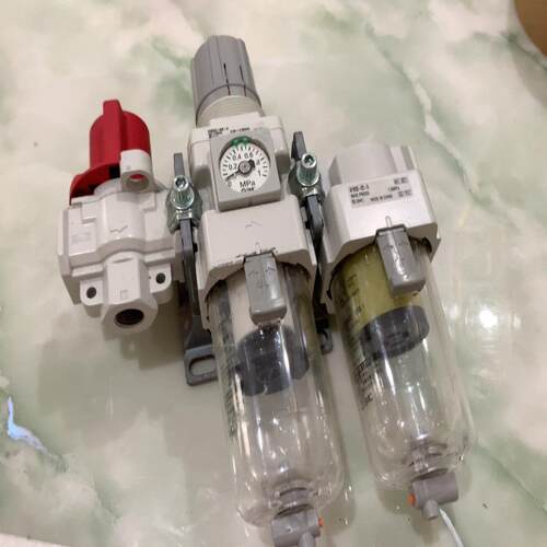 议~AW30K-02E-B.      AFM30-02-A