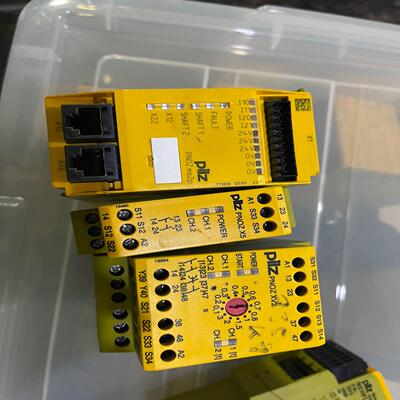 [德峰]PILZ 继电器 PNOZ X5 774325  库存1 P