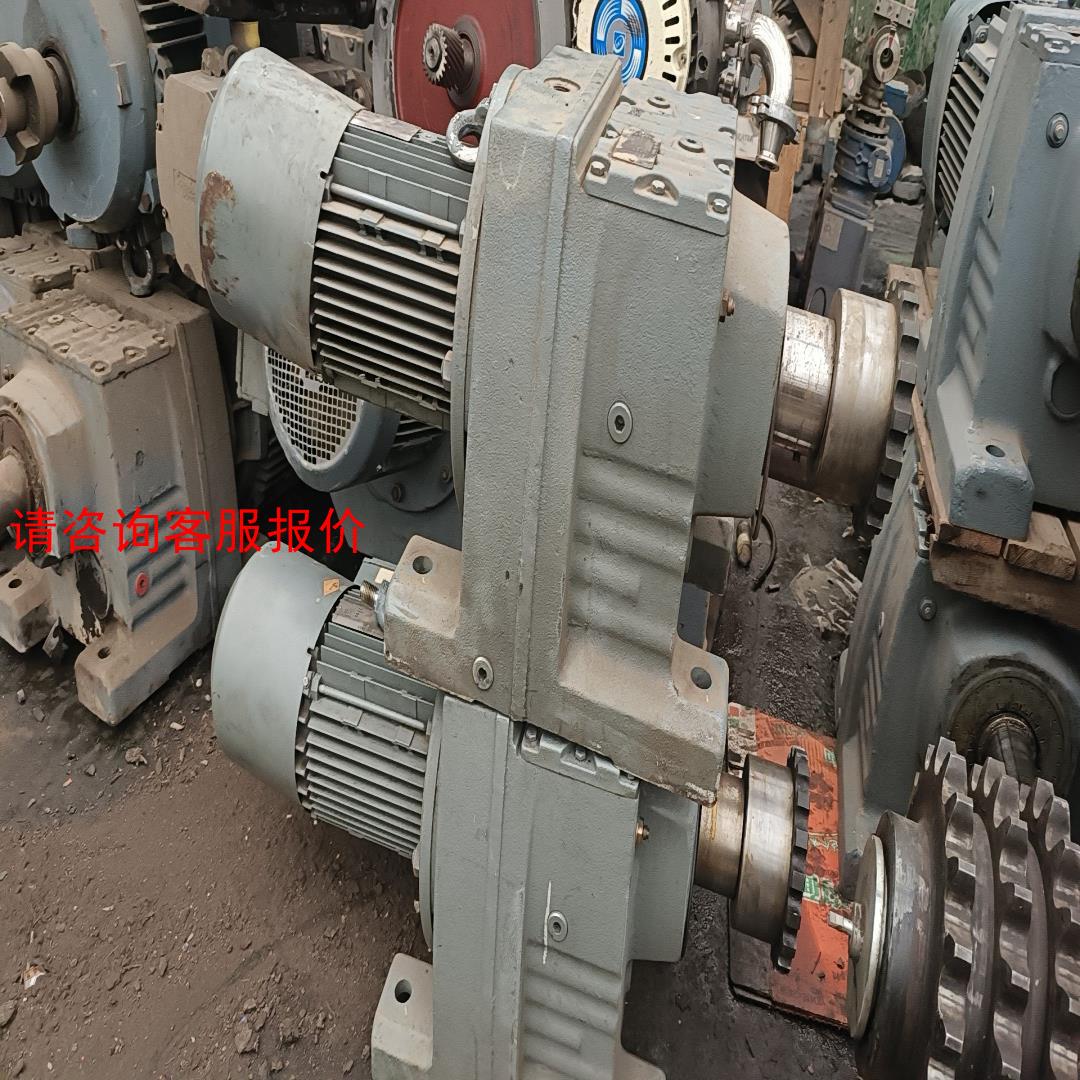 sew减速机，4千瓦电机，R107减速机头，速比158.68