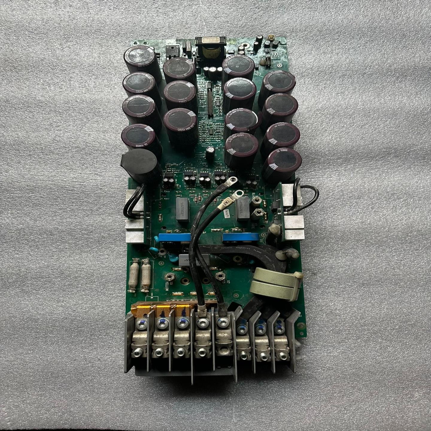 ACS510变频器45KW驱动电源板一块